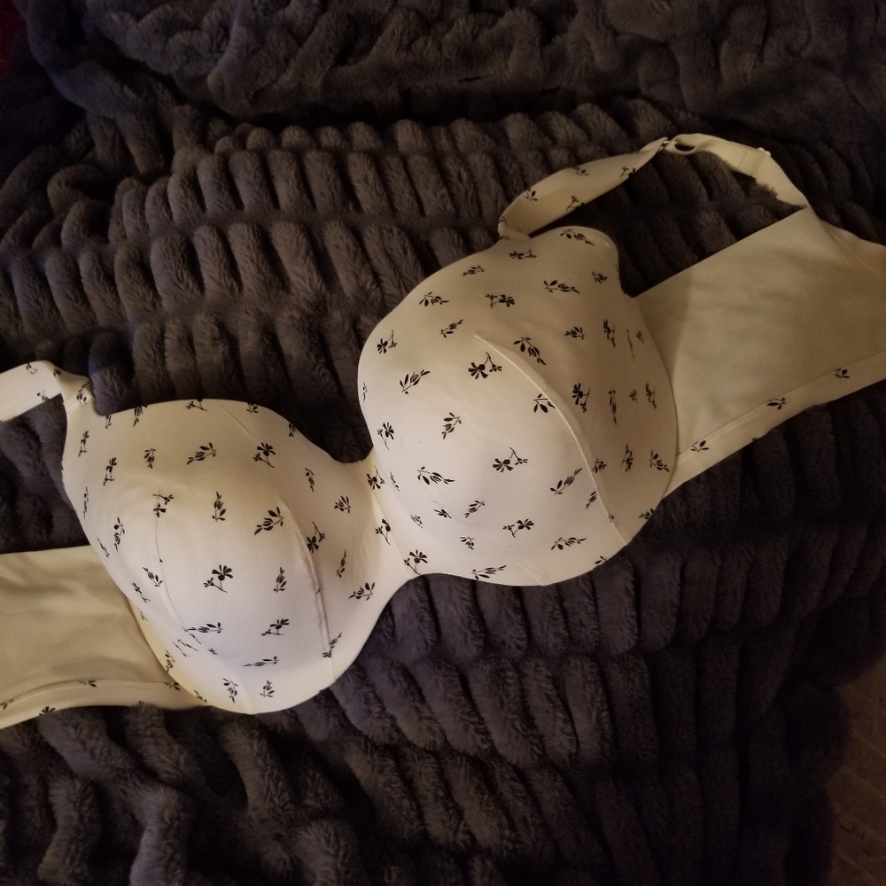 NWOT CACIQUE BRA 44F